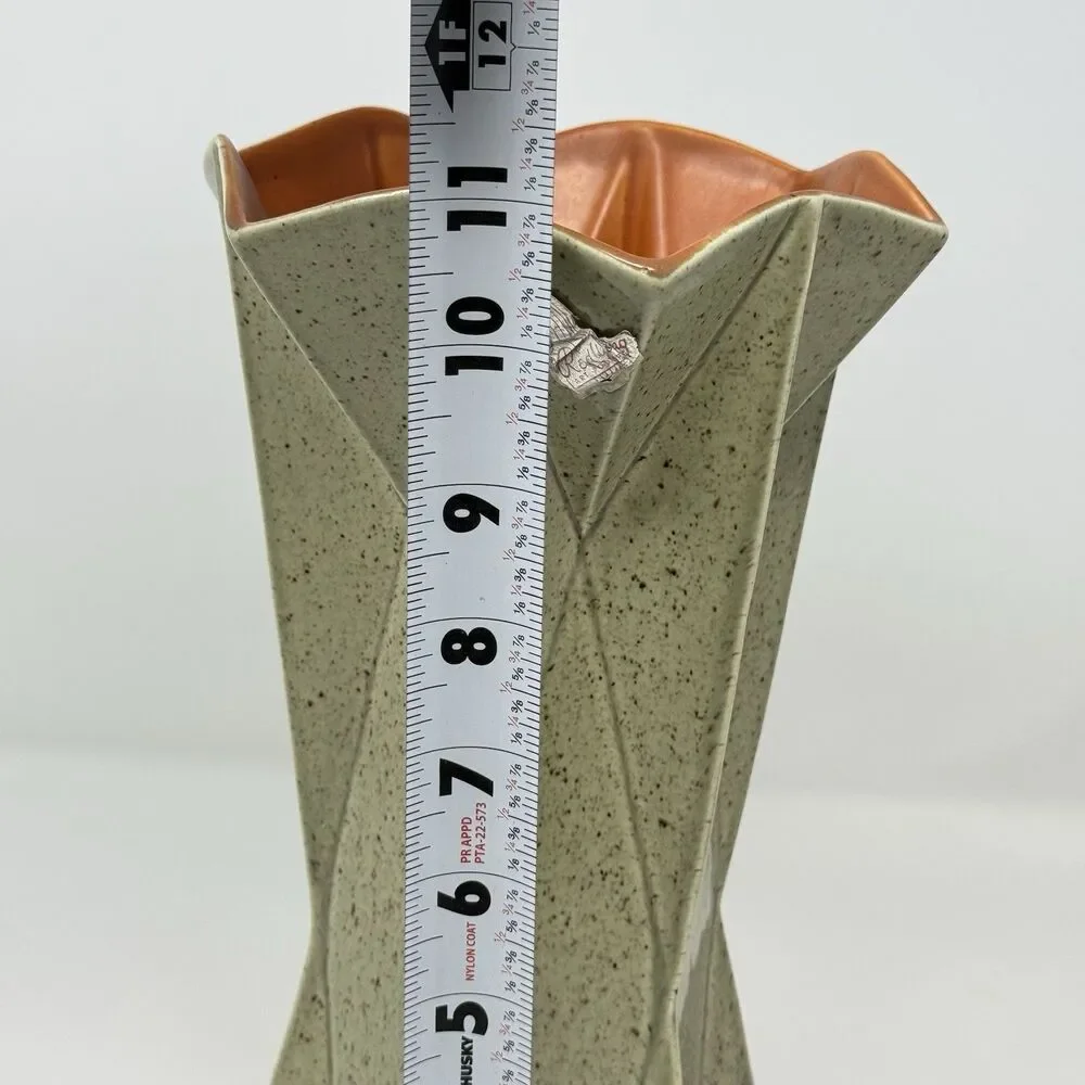 Red Wing Prismatique 797 Vase Belle Kogan Speckled Green MCM 11 Inch
